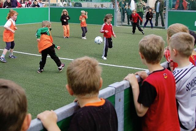 Fuball-Aktionstag baut auf Mdchen