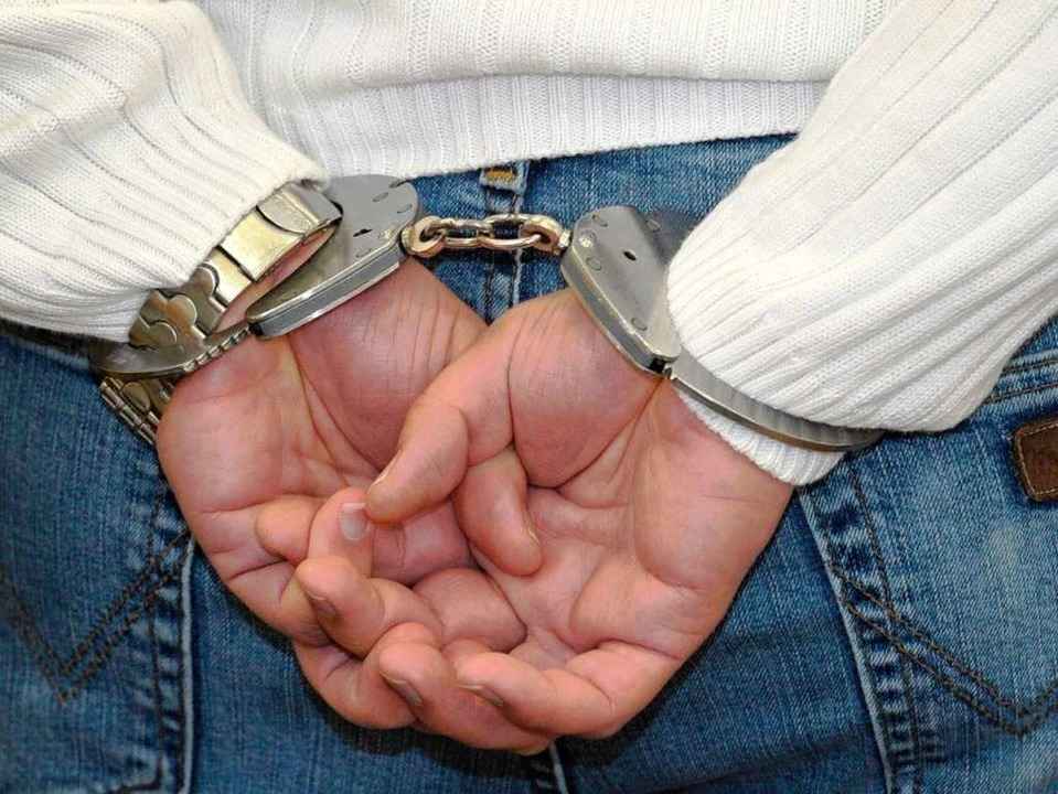 Die Aussagen �ber die Verhaftung  gehen auseinander. (Symbolbild)  | Foto: dpa