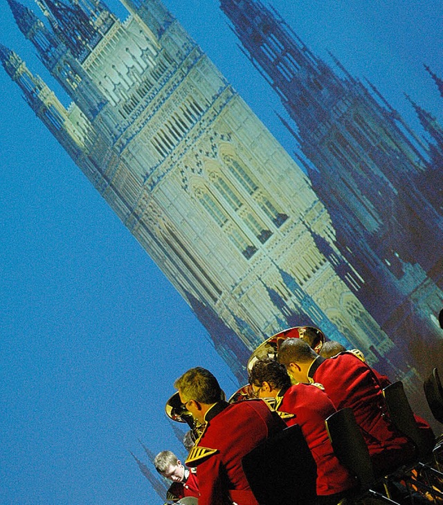 Das bewegte Bhnenbild erweckte den Ei...dern beispielsweise mitten in London.   | Foto: Gramespacher