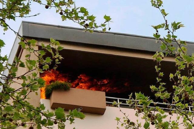 Balkon im achten Stock brannte lichterloh