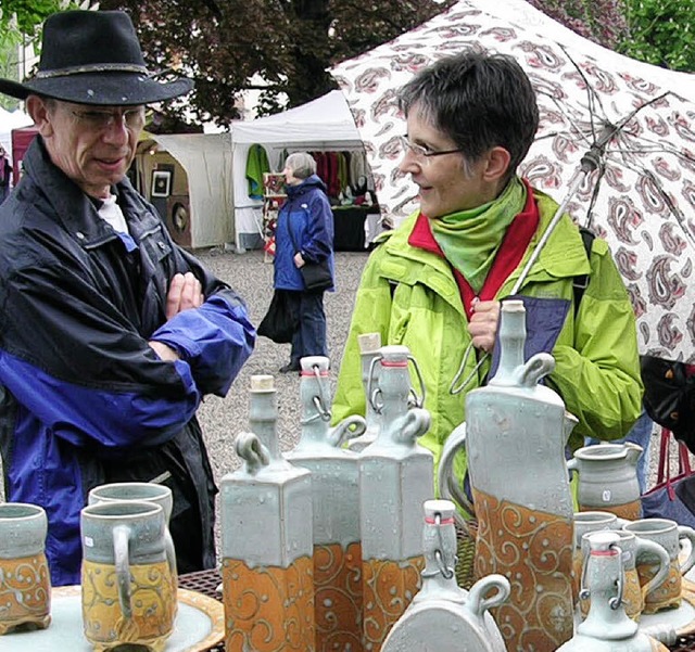 Mit Schirm und Hut   | Foto: Gempp