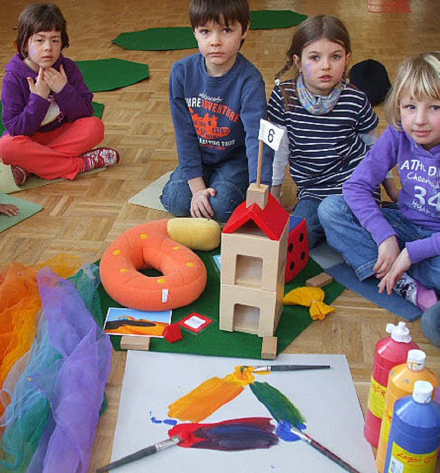 Kinder im &#8222;Zahlenland&#8220;   | Foto: ZVG