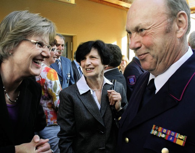 Groer Bahnhof zum Abschied eines pass...Gesprch mit Brigitte und Gerhard Lai   | Foto: Dieter Maurer