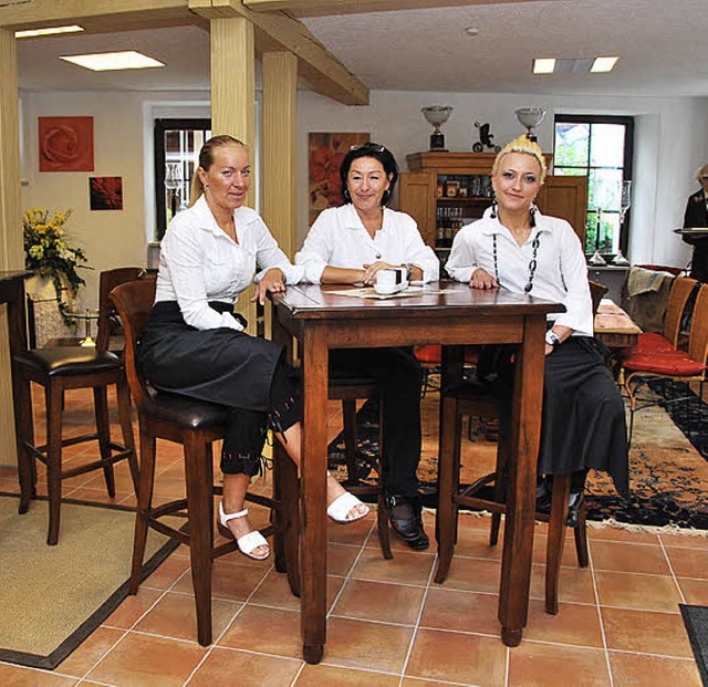 Beata Woly, Inhaberin Ulla Weber und Angela Asal freuen sich auf Gste.  | Foto: Dieter Erggelet