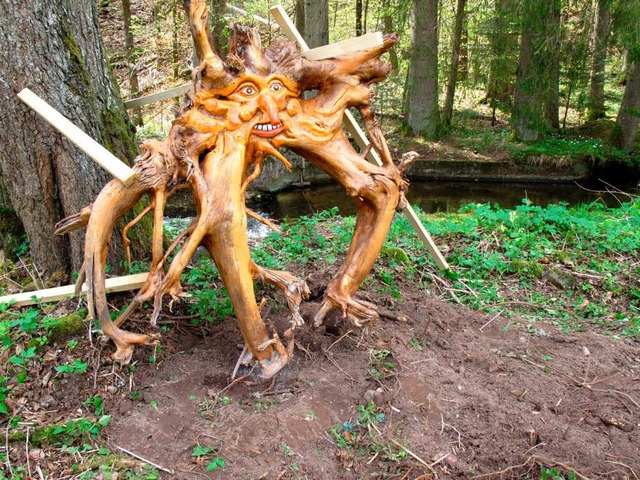 Die farbenprchtige Figur von Herbert ...chtung Campingplatz betrachtet werden.  | Foto: Wilfried Dieckmann