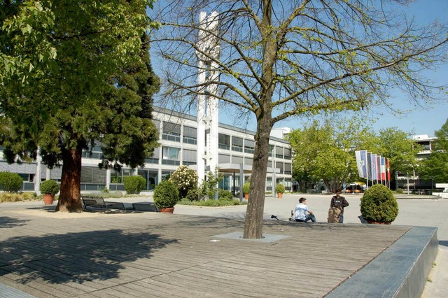 Im Weiler Rathaus macht sich OB Dietz ...Einflussbereich der Stadt hinausgehen.  | Foto: Hannes Lauber