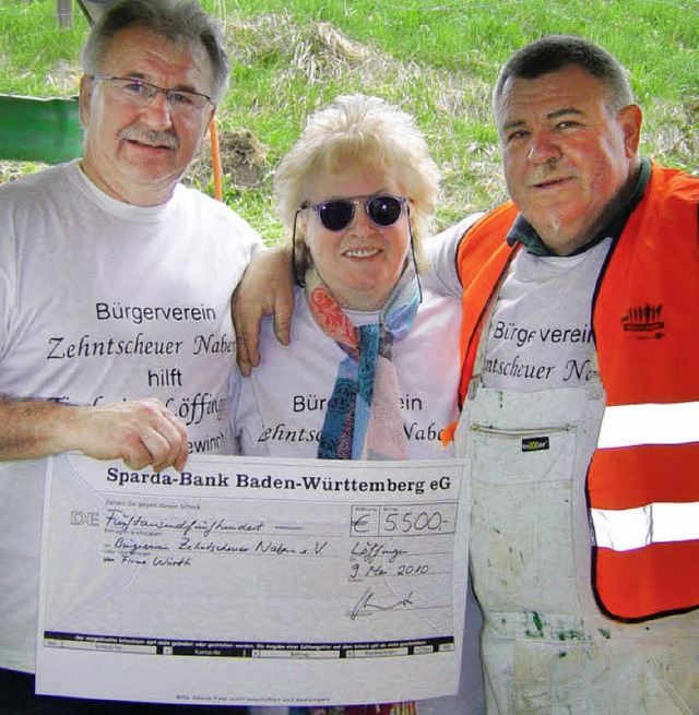 Das freut Carola Hannes, Klaus Neuhu...rbeitete sich der Verein im Tierheim.   | Foto: Heidrun Simoneit