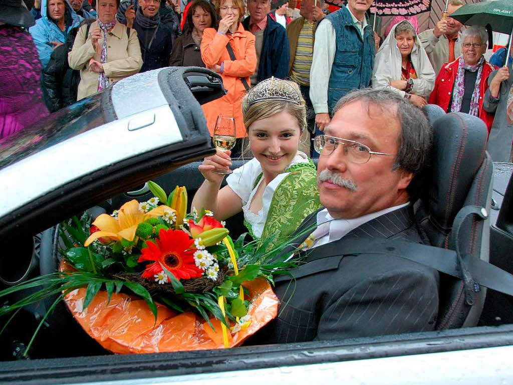 Gisbert Buchmller chauffierte Badens Weinknigin Katja Bohnert im Mercedes.