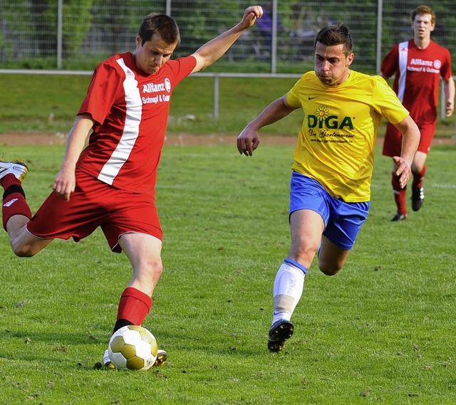 So viel Elan war selten beim FC Schna...te, der mit dem SV Herten 5:0 gewann.   | Foto: andr roos