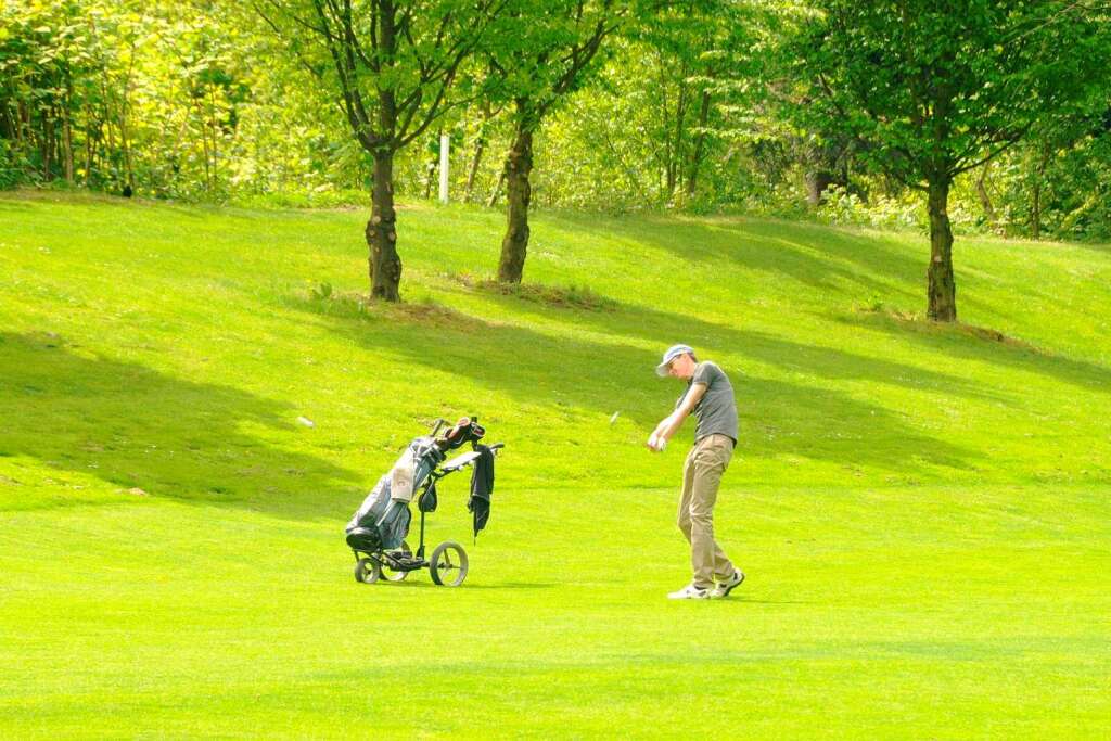 Anzeigen-Dossier Mercedes-Benz GolfMasters Sdbaden 2010