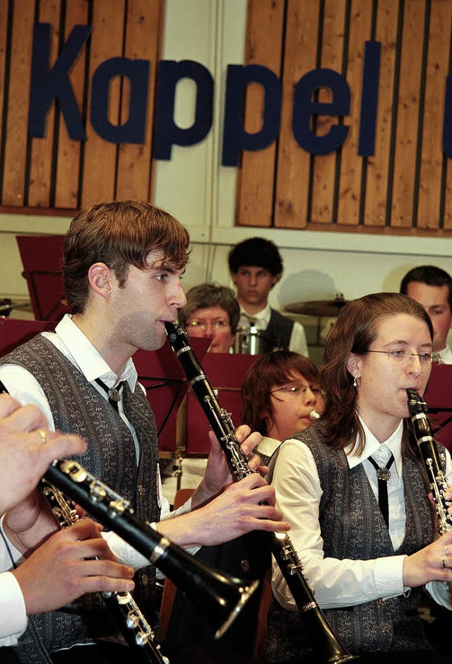 Tempo und Dynamik im Spiel: Die Musikkapelle Kappel beim Frhjahrskonzert.  | Foto: DECOUX-KONE