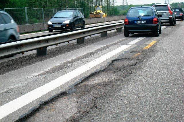 Sperrungen auf der A5 dauern an