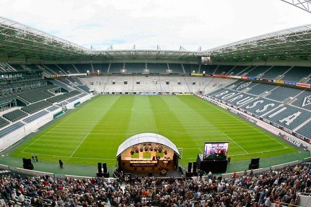 Borussia-Park in Mönchengladbach: Bälle statt Baracken