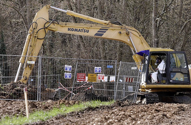 35000 Kubikmeter Aushub, Bauschutt und Chemiemll sollen entsorgt werden.  | Foto: dpa