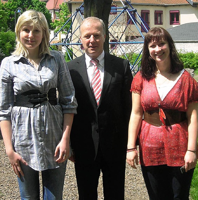 Sarah Kurpjuweit (links), Peter Wei und Nathalie Szsotak.  | Foto: Privat