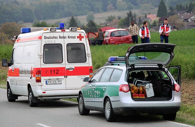 Ausflug in den Acker: Mit dem Schrecke...von, die bei Wittlingen verunglckte.   | Foto: Markus Maier