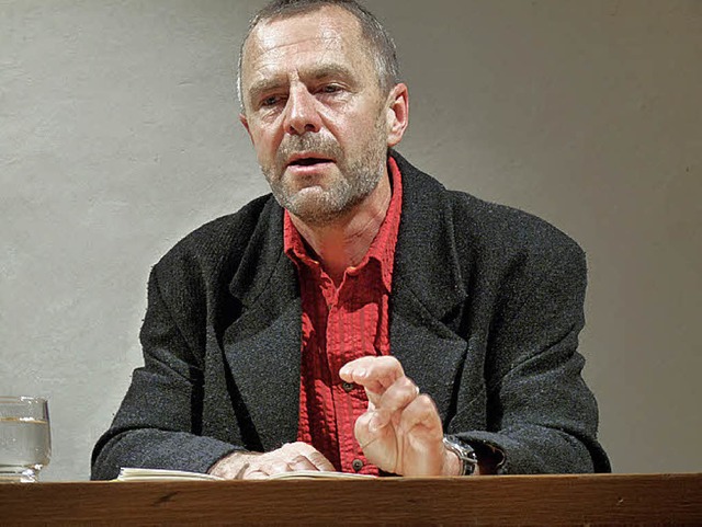 Entwaffnend ehrlich: der Schweizer Autor Markus Ramseier.  | Foto: Claudia Gabler