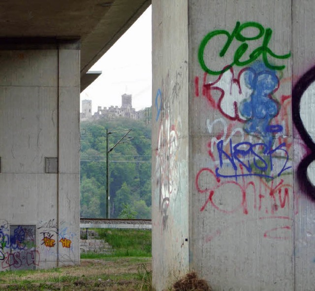 Nach den Vorschlgen des JuPa sollen d... Flche fr erlaubte Graffiti dienen.   | Foto: Martina David-Wenk