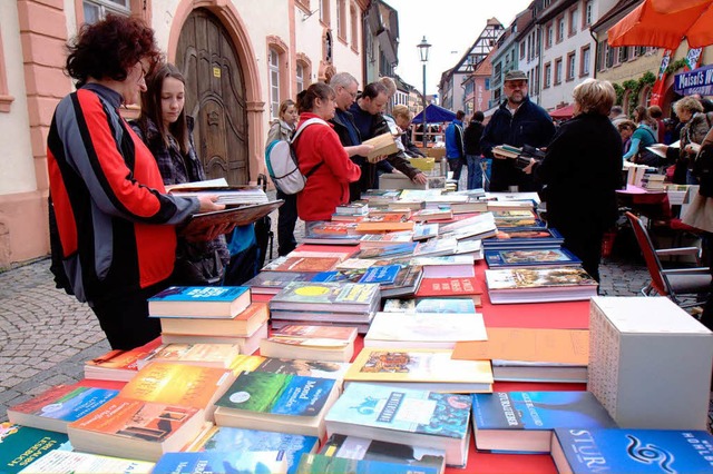 Riesiges Angebot beim 5. Bchermarkt in Endingen.  | Foto: Patrik Mller