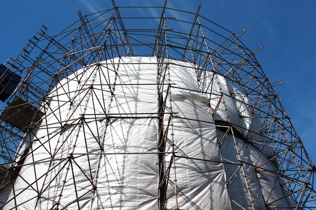 Der Faulturm der Klranlage in Grezhausen wird derzeit saniert.  | Foto: christine Aniol