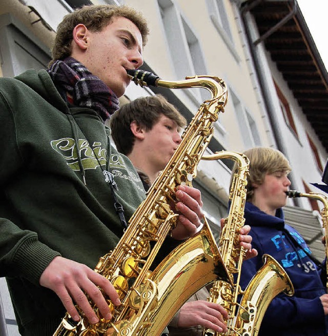 Die Musiker bekamen am Wochenende kalt...uch viel Applaus fr ihre Leistungen.   | Foto: Kathrin Blum