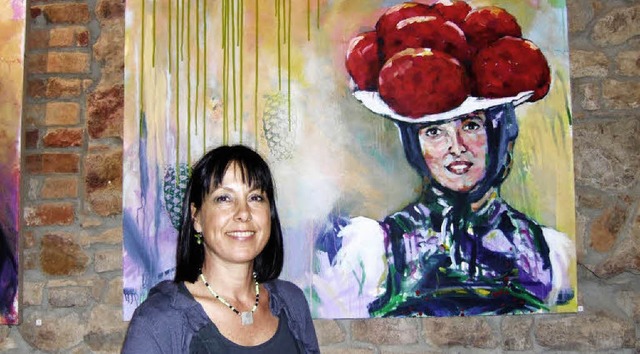 Pia Bolduan-Schlenk mit einem ihrer Werke.   | Foto: Susanne Mller