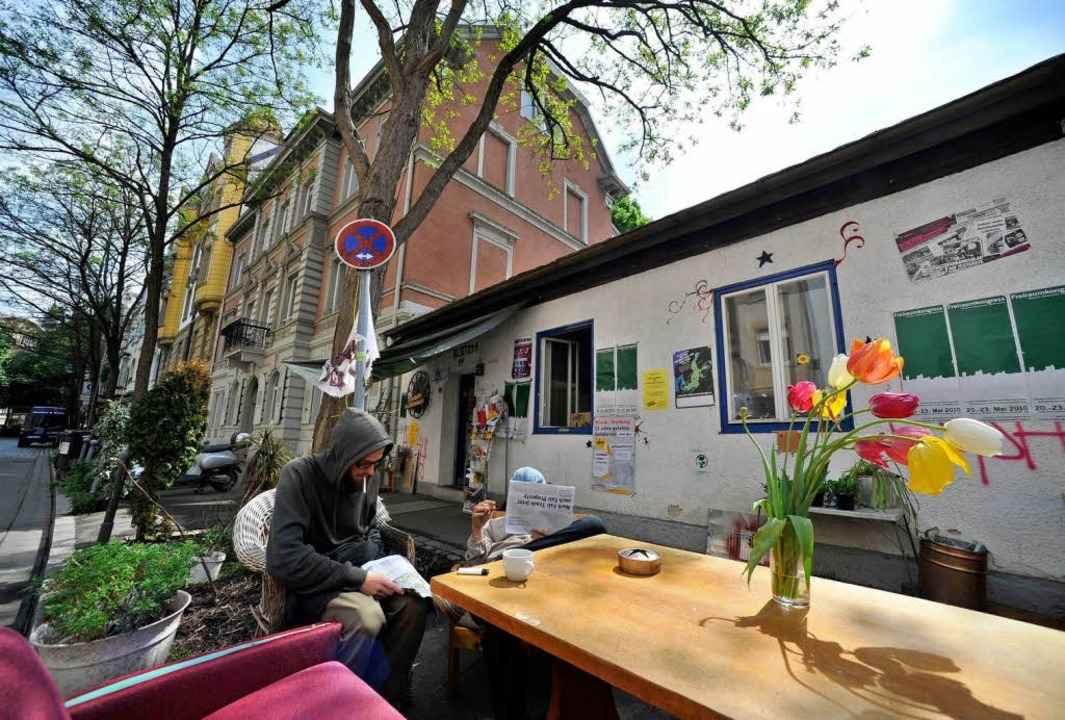 Mittlerweile haben es sich die Besetzer in der Gartenstra�e gem�tlich gemacht.  | Foto: Michael Bamberger