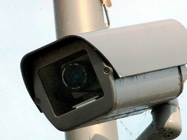 Webcams liefern an der Autobahn Bilder im Minutentakt.  | Foto: Z1004 Peer Grimm