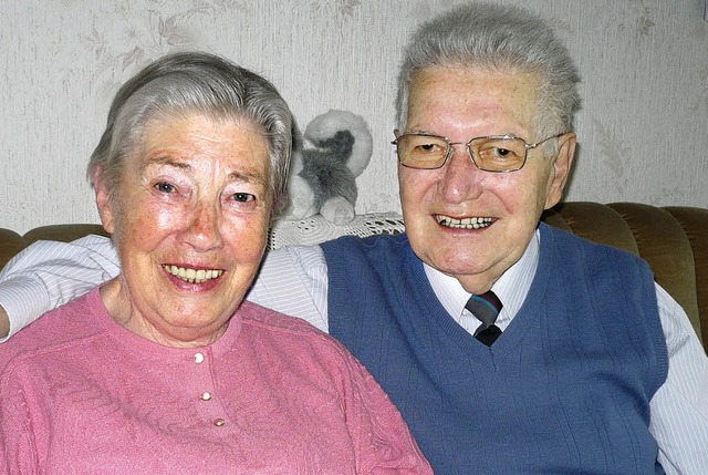 Sind seit 60 Jahren verheiratet: Frieda und Albert Gut.   | Foto: Franz Hilger