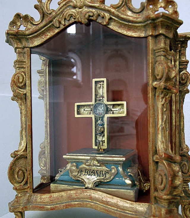 Das Reliquienkreuz verwahrt historische Schtze.   | Foto: kbl