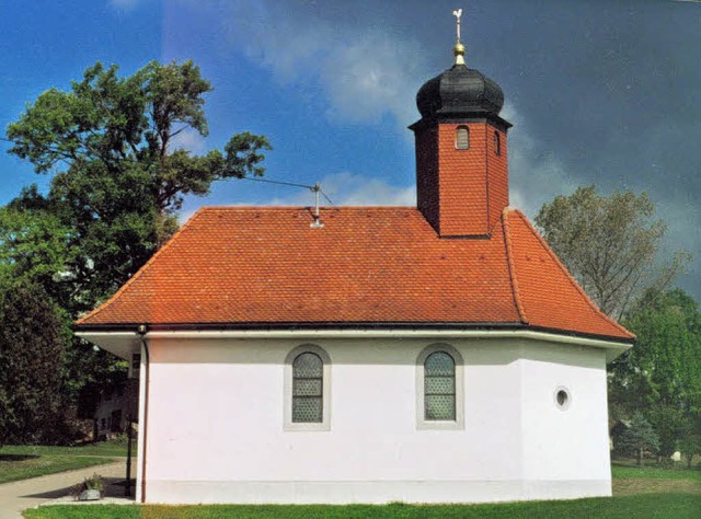 Soll bald wieder saniert werden: die Wendelinuskapelle auf dem Schellenberg.  | Foto: BZ