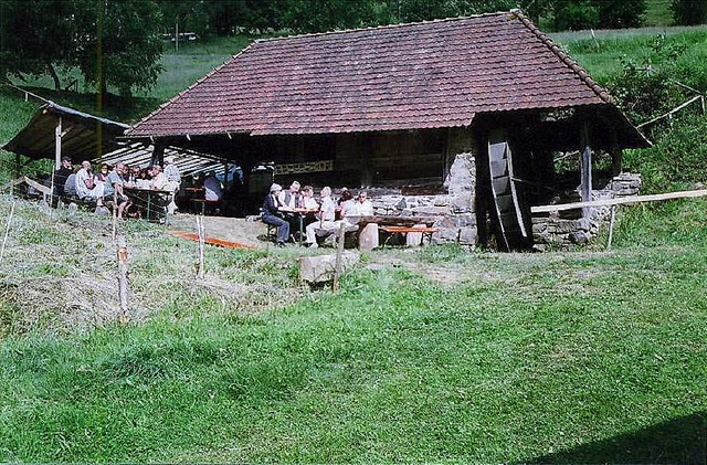 Mhlentag auch in Siegelau: Am Pfingst...den sind Hinweisschilder aufgestellt.   | Foto: privat