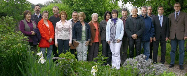 Startschuss fr die Aktion &#8222;Offe...ter Hansjrg Haas (Zweiter von links).  | Foto: landratsamt