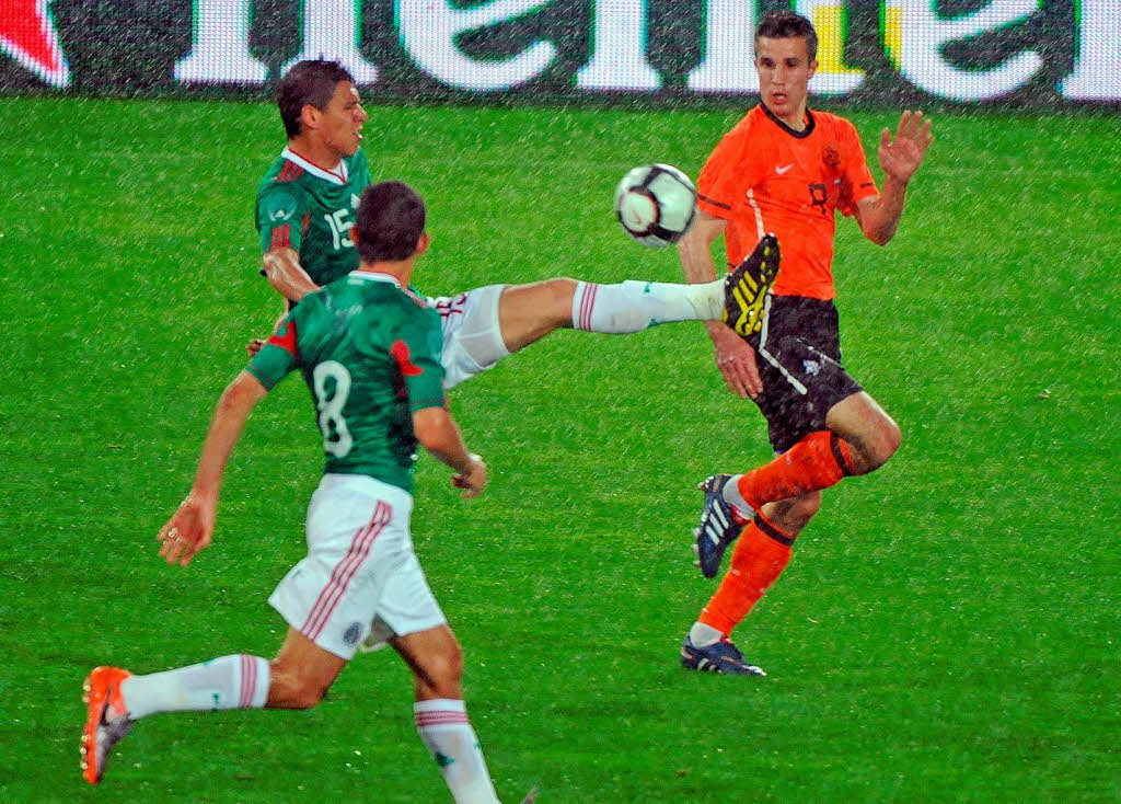 WM-Test im Stadion an der Dreisam: Niederlande vs. Mexiko 2:1.