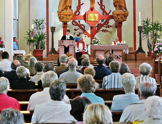 Gemeinsam feierten Christen Pfingsten.  | Foto: wieber