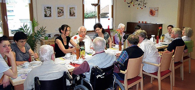 Eine der drei Demenzgruppen im neuen Therapieraum  | Foto: Nikolaus Bayer