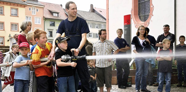 Im Ernstfall geht es bei der Feuerwehr...oriansjnger stehen unter Kostendruck.  | Foto: archivfoto: frank linke