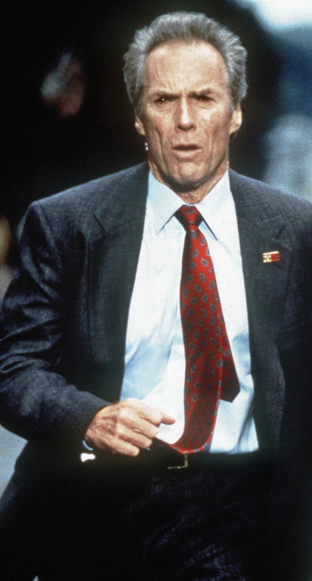 In &#8222;In the Line of Fire&#8220; s...ood 1993 einen alternden Leibwchter.   | Foto: dpa