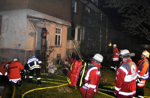 Der schnelle Einsatz der Feuerwehr ver...robrand auf der Allmend in Neustadt.   | Foto: aqfo