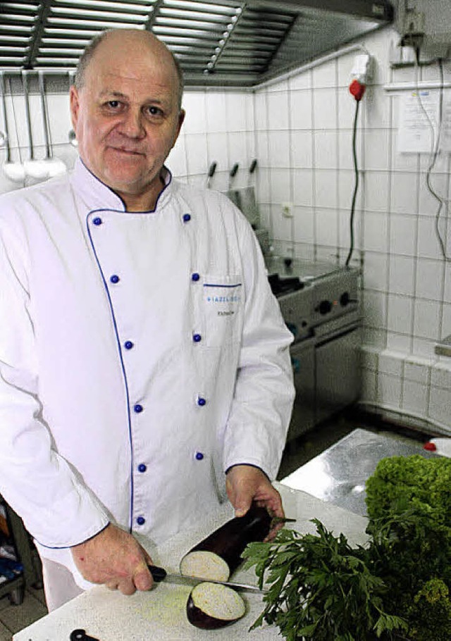 Nach vielen Jahren auf Weltreise kocht Richard Eller nun wieder in Wehr.   | Foto: Jrn Kerckhoff