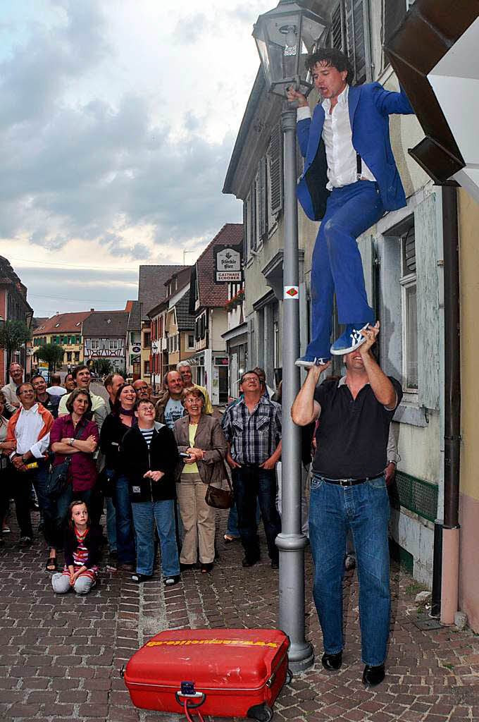 Bunte Impressionen: Die Kleinknstler hatten beim Kukuk-Festival ihre Zuschauer im Griff.