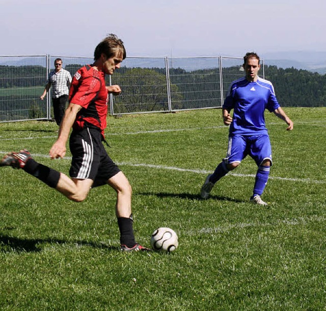 Bei den fairen Spielen wurde um jeden Ball gekmpft.   | Foto: Luisa Denz