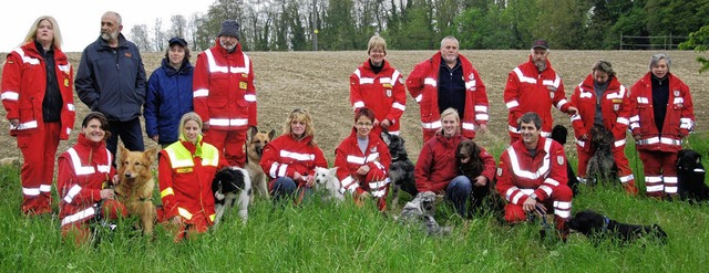 Die erfolgreichen Prflinge und ihrer Fhrer.   | Foto: privat