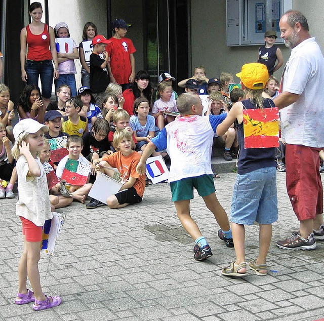 ber 80 Kinder nahmen an der Olympiade...s Ferienprogramms 2008 in Elzach teil.  | Foto: ARCHIVFOTO: Silke Nitz
