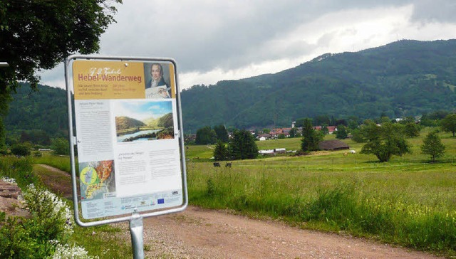 Eine Station auf dem Weg mit Hebel: Hinweisschild mit Blick auf die Hohe Mhr.   | Foto: Klaus Brust