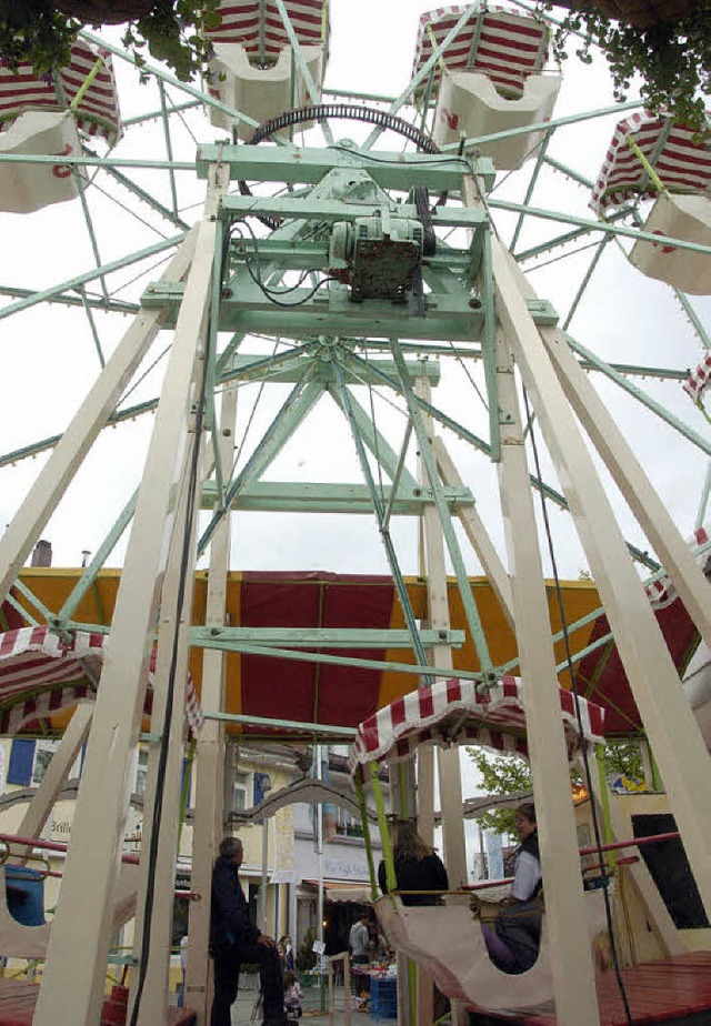 Erstmals gibt es ein (kleines) Riesenrad.  | Foto: Peter Gerigk