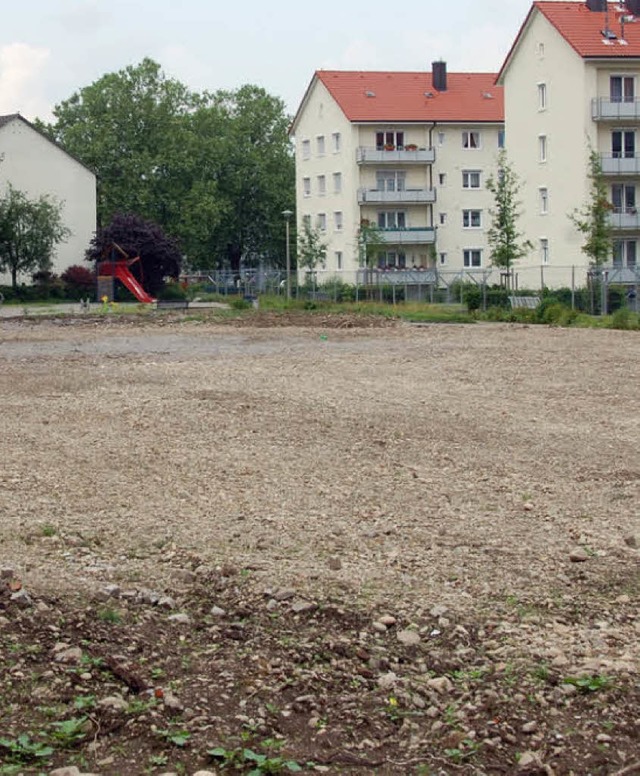 Wo frher der Kindergarten Spielweg stand, sollen Einfamilienhuser  entstehen.   | Foto: Frey