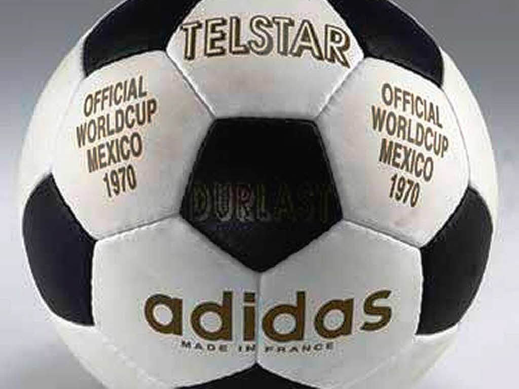 WM-Ball 1970: Der Telstar von Adidas, der erste Ball mit eigenem Namen – und der Beginn der Adidas-ra als Ball-Lieferant der WM.