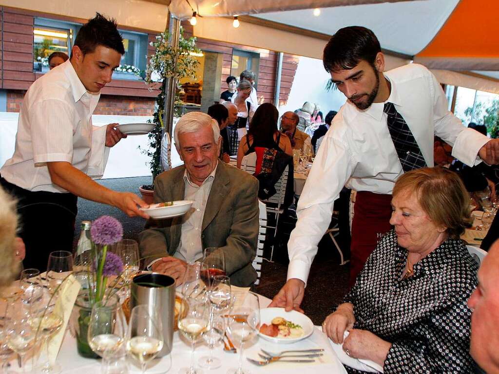 Sechs Gnge, 13 Weine vorwiegend aus dem Jahr 2009 bestimmten den Abend 