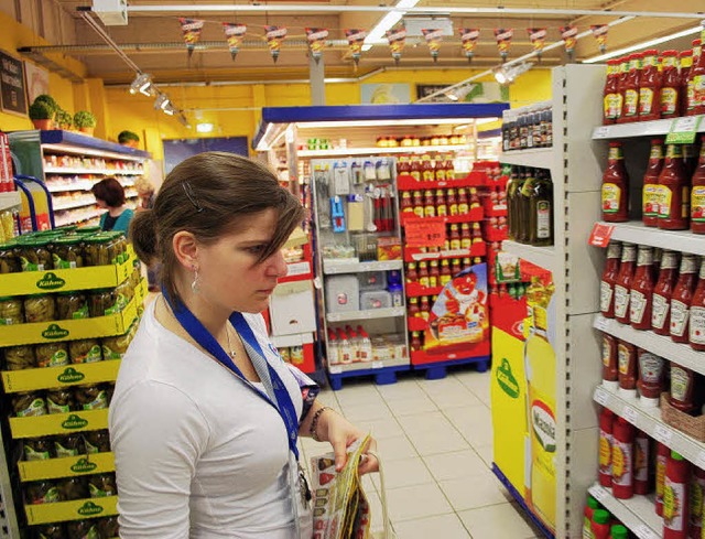 FSJlerin Jacqueline Gut bei der Arbeit: Fahrdienst und Einkaufen.   | Foto: axel drber